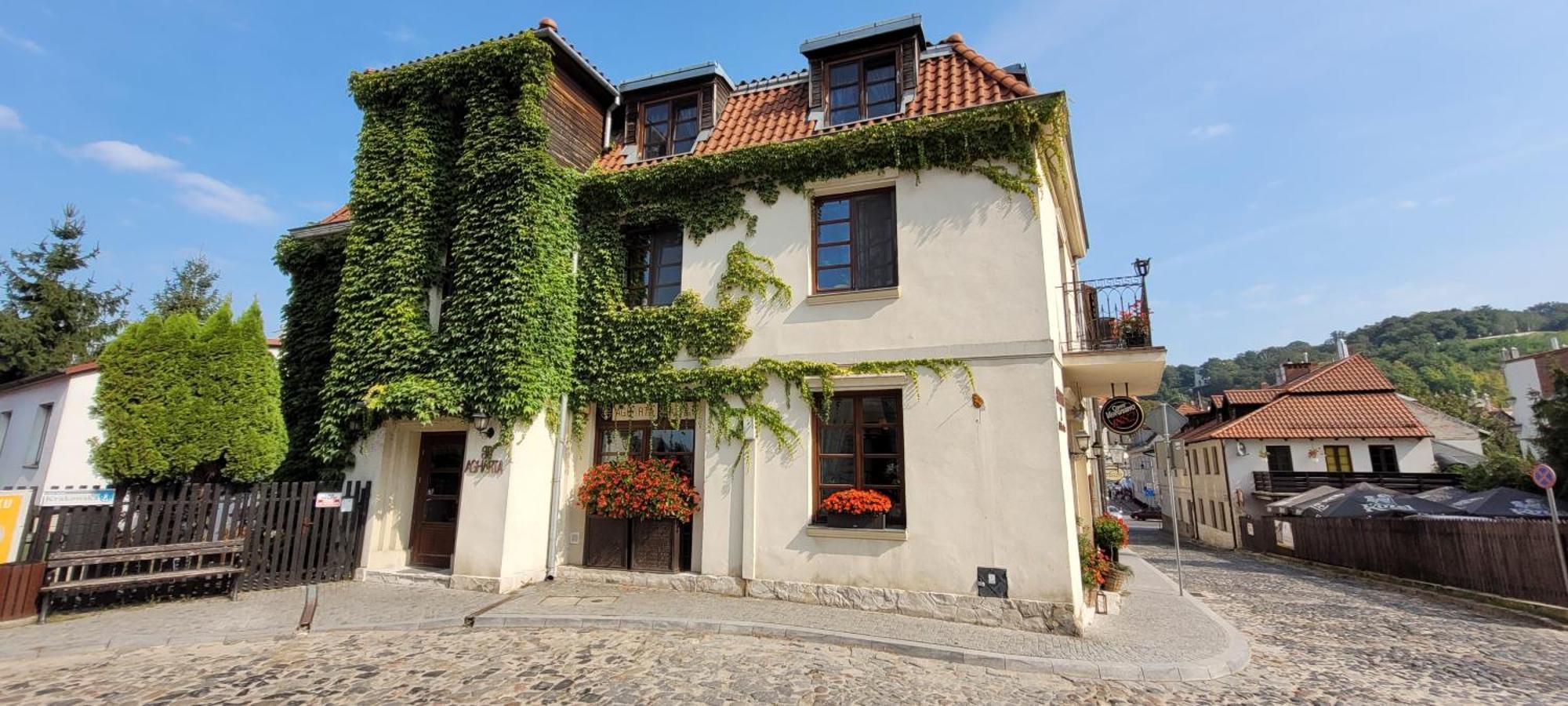 Agharta Bed & Breakfast คาชิเมียร์ซ ดอลนี ภายนอก รูปภาพ