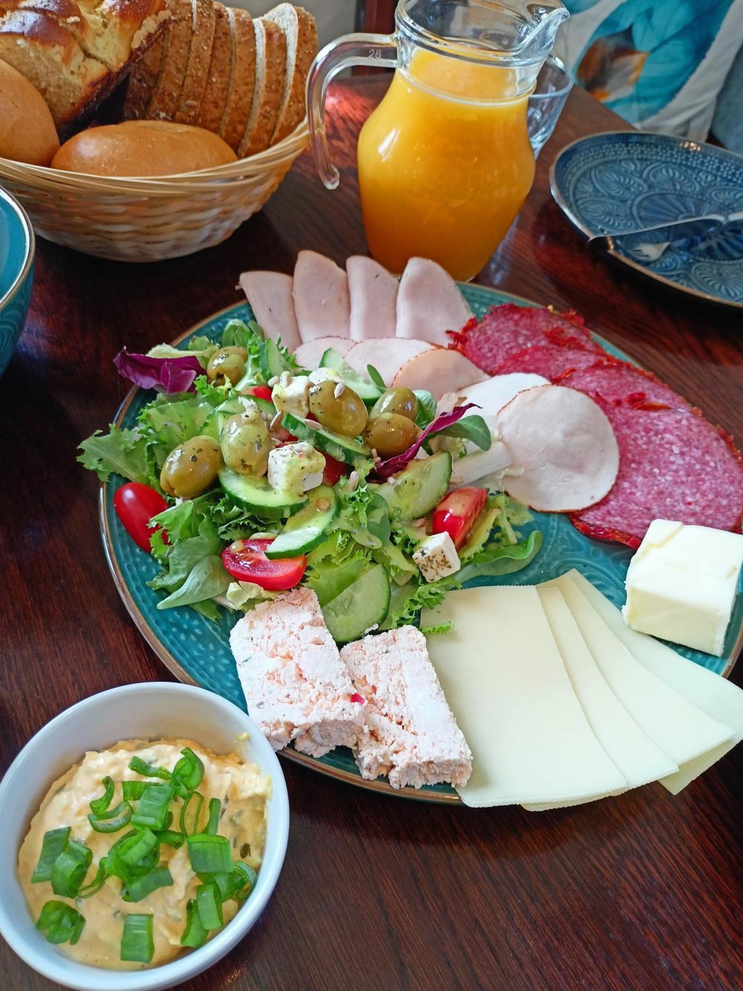 Agharta Bed & Breakfast คาชิเมียร์ซ ดอลนี ภายนอก รูปภาพ